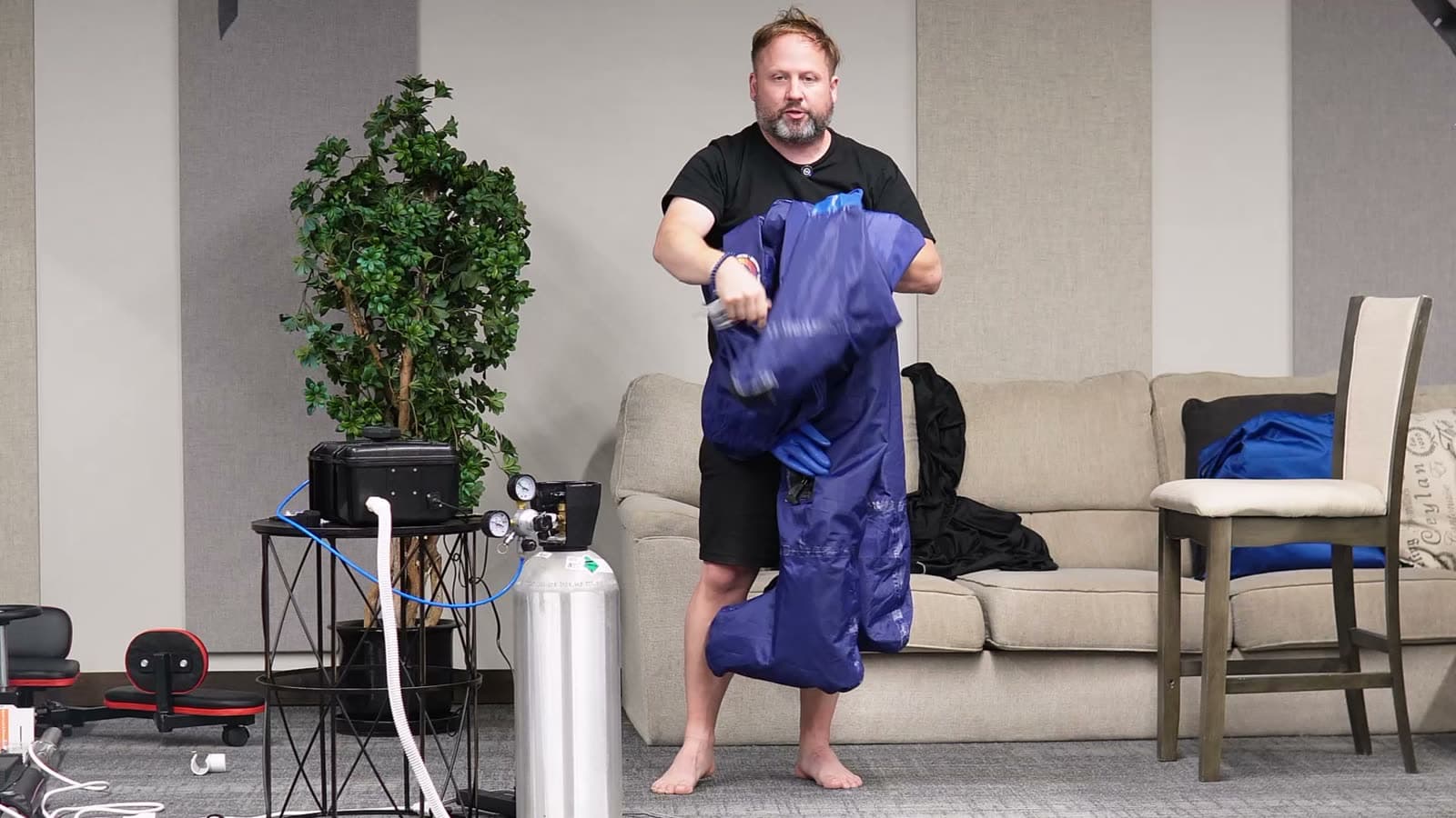 Folding the suit